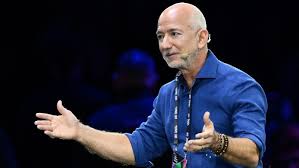 Jeff Bezos Talk Sey AI Dey Boom, Ebi Good Bubble? - Imagen principal del artículo