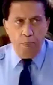 Medo de acordar de madrugada e encontrar o tênis do Padre Fábio de Melo na  lavanderia…