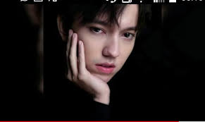 Eva Meneses (@meneses_evaci)