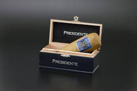Hotel presidente san jose city center is located in the heart of san josé and 100 metres from costa rica's national theatre and plaza de la hotel presidente (hotel), san josé (costa rica) deals. Big Presidente By Domenico Cigars Bild Von Domenico Cigars Dominikanische Republik Tripadvisor