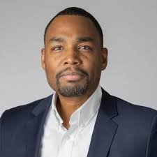 La Salle University grad Douglas I. Oliver, M.A. '02, was named  @miltonhersheyschool Alumnus of the year for his accomplishments in  communications, business, and advocacy! Doug is currently senior vice  president of governmental,