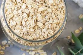 Oatmeal terbuat dari oat yang telah dikeringkan. Coba Ganti Nasi Dengan Oatmeal Selama Seminggu Rasakan Manfaat Tak Terduga Ini Semua Halaman Hype