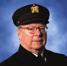 From the Commodore As I take the helm for 2019, I can't help but be  thankful for the other volunteers