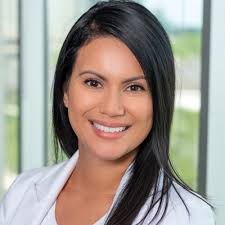 Cindy Conti's Instagram, Twitter & Facebook