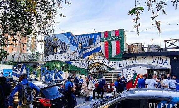 📍 Liniers, Ciudad Autónoma de Buenos Aires 🛡️ @velez 🇦🇷 Argentina - - -  #velez #vélez #velezsarsfield #elfortin #estadiojoseamalfitani #cavs  #amalfitani #fortin #vamosvelez #hopping #groundhopping #groundhopper  #fussball #ground #football #stadion ...