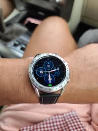 It finally feels like it has the right mix of hardware to match and things are improving on the app front, and there are now some big names and more useful apps lurking inside of the galaxy store. Galaxy Watch 3 Galaxywatch