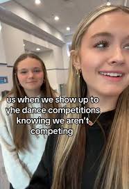 Preparativos para la Competencia de Danza en Abril