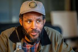 THE MUSIC OF RAY BARBEE