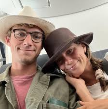 Annie Hetzel and Faulkner Hereford's Wedding Website