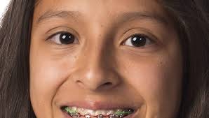 Gomez siblings win girls, boys races at Frostproof meet