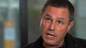 The First Rule (A Joe Pike Novel): Crais, Robert: 9780399156137:  Amazon.com: Books