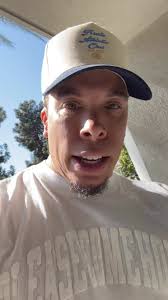 LA tonight! Catch me performing at the Virgil Lounge. Pull up