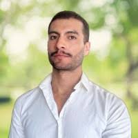 Damon Roth's Instagram, Twitter & Facebook