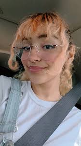 Remove seatbelt from car photo