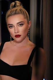 Florence Pugh takes a leaf out of Cindy Crawford's '90s beauty playbook