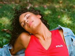 These beauty tips will give you smooth glowing skin, beautiful eyes, eyelashes, eyebrows and to make the lips pink. 5 Tips Dermatologists Swear By For Healthy Glowing Skin Self