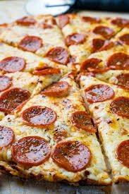 Chicago Style Thin Crust Pizza Recipe Thin Crust Pizza Recipes Thin Crust Pizza Pizza Crust Recipe
