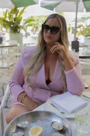 Welcome New — Alexis