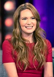 Sarah J Maas' Husband Is 'Papa Maas' to Her Fans: Why She Credits Him for  Her Success