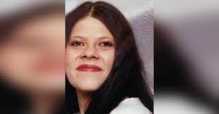 Danielle Pepper's Instagram, Twitter & Facebook