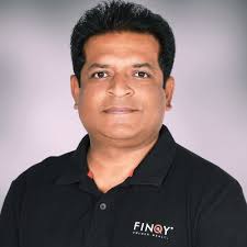 Director, Global HNW Distribution