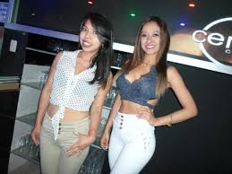 622256567 este es mi whatsapp me llamo angel tengo 24 años y soy de malaga capital estoy soltero desde hace tiempo y quiero tener citas con chicas jo. Donde Conocer Chicas En La Paz Y Guia De Citas Guias De Citas