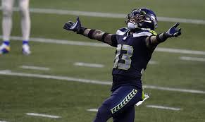 Aaron rodgers sinks winning putt to close out brady and phil and win capital one's the match. Is It More Important For Seahawks To Give New Deal To Adams Or Brown