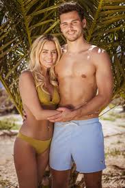 Which couple won love island last year? Zu Viel Adriano Marc Und Anna Von Love Island Enttauscht Promiflash De