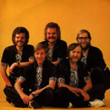 Socialdemokraternas ledare håkan juholt håller tal i göteborg under lokalvalet 2011. Mannen Med Mustaschen Thore Callmars Orkester Lyrics Song Meanings Videos Full Albums Bios