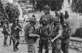 War er tatsächlich, wie behauptet, ein moralischer kreuzzug gegen ethnische säuberungen oder nicht doch. Der Krieg Im Kosovo