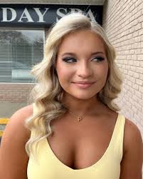 Brooklyn Anderson (@brooks.beauty.page) • Instagram photos and videos