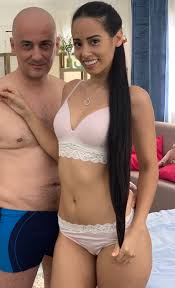 TW Pornstars - ROBIN REID 🔞. Twitter. Nuevo rodaje con la diva colombiana @ AndreinaDeluxe. Super. 4:29 PM - 8 Feb 2019