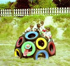 ¿sus hijos se aburren de jugar siempre los mismos juegos en el jardín? 110 Ideas De Juegos Recreativos Para El Parque Parques Infantiles Juegos De Patio Juegos Para Jardin