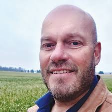 The quest for higher yields: Kernel weight, not number of kernels, gives  corn yield's biggest boost