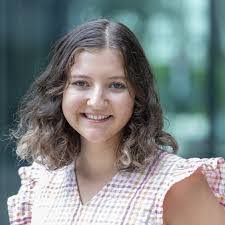 Derek Aten's Instagram, Twitter & Facebook