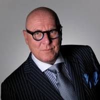 100+ perfiles de «Liska»