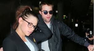 Check spelling or type a new query. Robert Pattinson Schon Wieder Schluss Mit Kristen Stewart Tikonline De