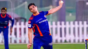 Arjun tendulkar (born 24 september 1999) is an indian cricketer and the son of sachin tendulkar. Ipl Auction 2021 No Surprises Here Sachin S Son Arjun Tendulkar Goes To Mumbai Indians