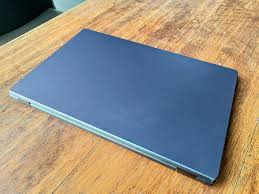 The decent battery life, responsive performance and lightweight feel all tick the right boxes for a device that will get you through the basic tasks. Review Asus E410 Laptop Murah Ssd Berdesain Unik Dan Tidak Berisik Teknoreview