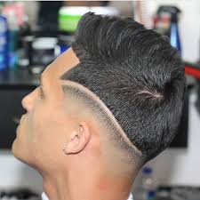 However, 2019 is a piece of his hair will be shorter, between the ear and shoulder, as well as have the tips of the hair, which is sharp. 21 Frisuren Gestalten Herrenfrisuren Haarschnitte 2020