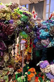 A ball of yarn—and the work of more than 800 people—could go a long way toward saving endangered sea life. Fiber Flux The Hyperbolic Crochet Coral Reef