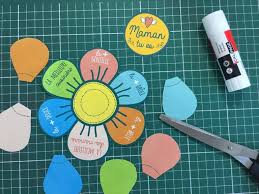 Ma Carte A Construire Pour La Fete Des Meres Blog Hop Toys Carte Fete Des Meres Fete Des Meres Artisanat Bricolage Papier