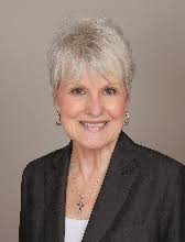 Karen Arp's Instagram, Twitter & Facebook