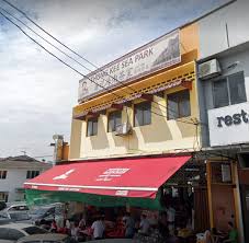 As we haven't interviewed the owner, we weren't sure if his stall is related to the one on peel road or oug garden. Top 16 Eateries At Taman Paramount And Sea Park