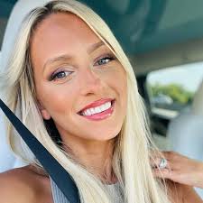 ✨A-Lawn-uh ❄️Snoei (@alanasnoei) • Instagram photos and videos