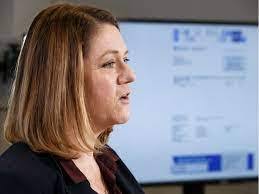 Cate Watt's Instagram, Twitter & Facebook