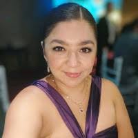 80+ perfiles de «Dania Flores»