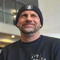 100+ "Stramm" profiles