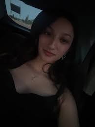 Melissa Mannix's Instagram, Twitter & Facebook