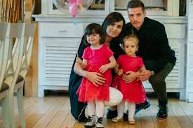 Acesta sugerează că fotbalistul este „săpat de conducerea clubului, care ar dori să scape de salariul său uriaș. Family Chipciu Home Facebook